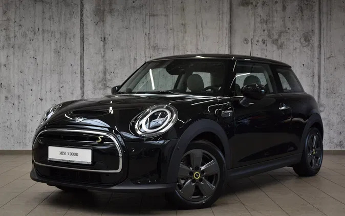 mini wielkopolskie MINI Cooper S cena 165900 przebieg: 8198, rok produkcji 2023 z Ostrów Mazowiecka